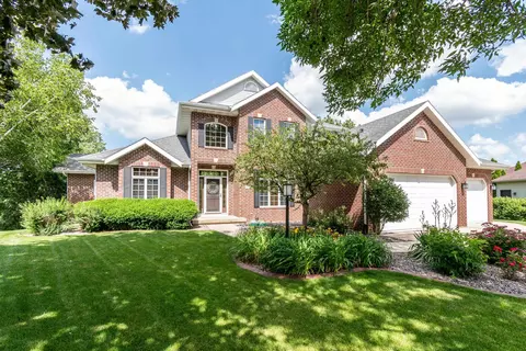 1702 Alexandria Ct, Waunakee, WI 53597
