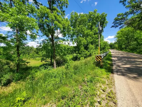 6 7 Ac Pioneer Rd, New Glarus, WI 53574