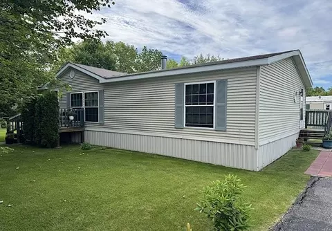 3863 5th Dr #25, Wisconsin Dells, WI 53965