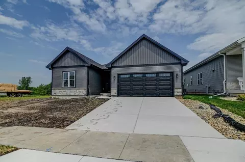 2790 Bomani Dr, Sun Prairie, WI 53590