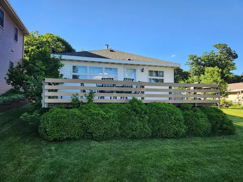 w9531 Lake Drive, Edgerton, WI 53534