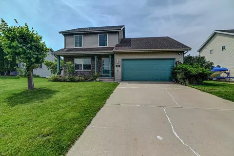 1027 Derby Dr, Sun Prairie, WI 53590