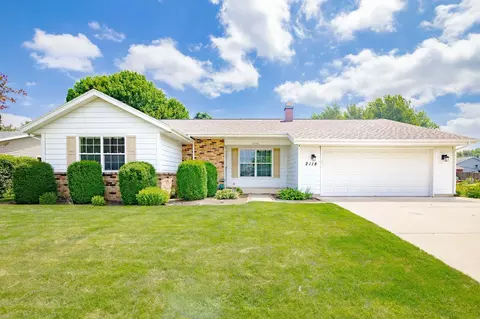 2118 Morningside Dr, Janesville, WI 53546