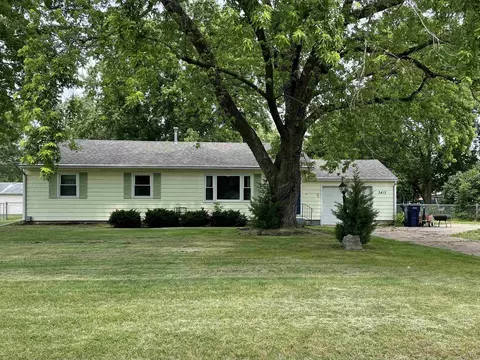 3413 Ruger Ave, Janesville, WI 53546