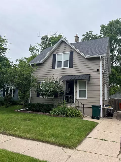 714 W Sherman Ave, Fort Atkinson, WI 53538