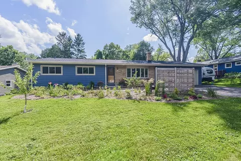 3111 Sunrise Ct, Middleton, WI 53562