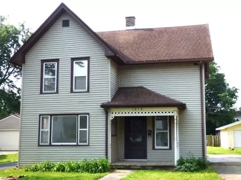 1312 Josephine St, Janesville, WI 53545