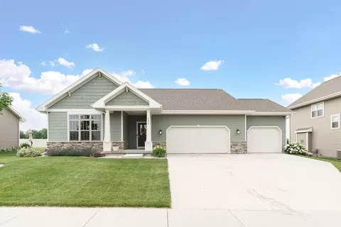 4034 Taunton Rd, Windsor, WI 53598
