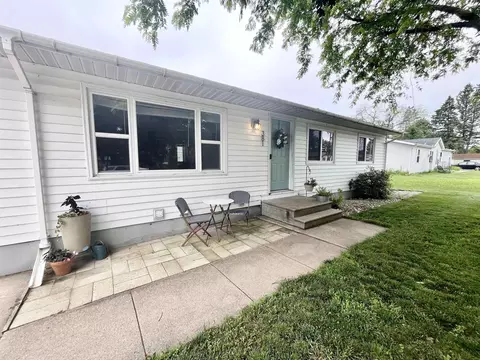 381 Buehler Ave, Nekoosa, WI 54457