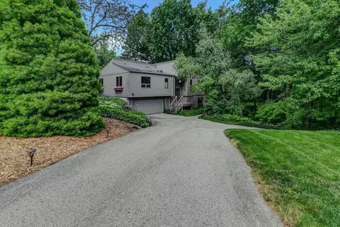 2757 Raritan Rd, Fitchburg, WI 53711