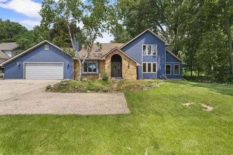 6218 Old Middleton Rd, Madison, WI 53705