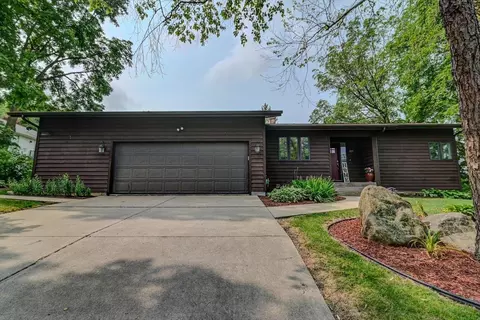 225 Palmer Pkwy, Lodi, WI 53555
