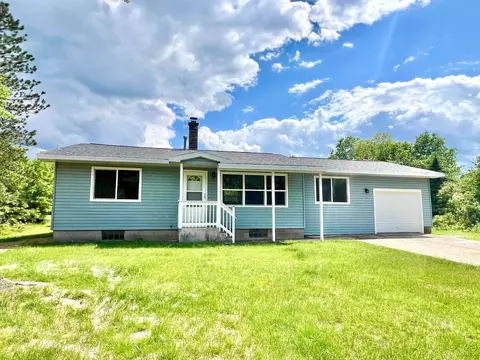 w5537 Saint Marys Way, Necedah, WI 54646
