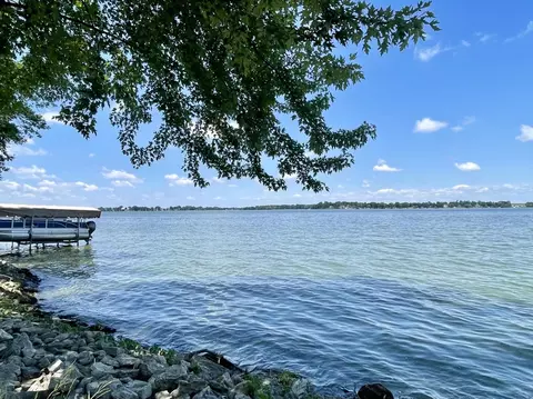 n10626 Chief Kuno Trail, Fox Lake, WI 53933