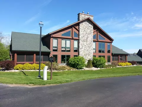 511 E Adams St #202B, Lake Delton, WI 53940