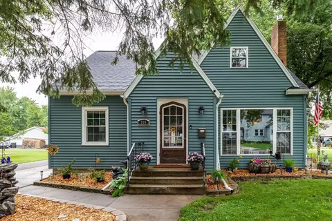 516 Juneau Ave, Mauston, WI 53948