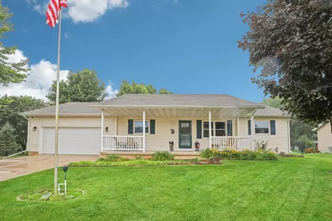 514 Savannah Trl, Pardeeville, WI 53954