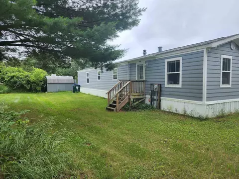 302 Church Ave, Redgranite, WI 54970