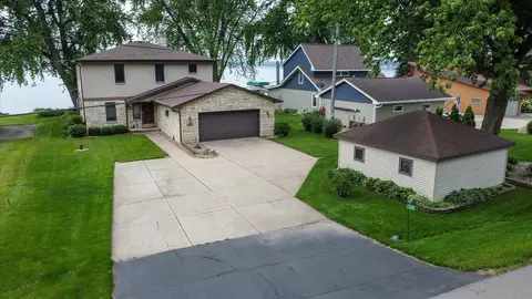 2394 County Road Ab, Mcfarland, WI 53558