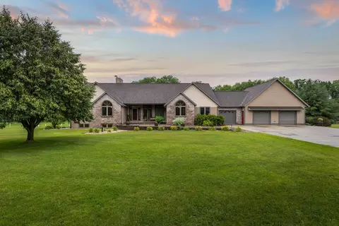 w515 Malcove Lane, Brodhead, WI 53520