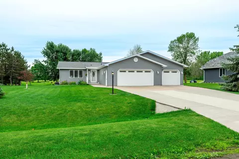 9515 Laura Ln, Winneconne, WI 54986