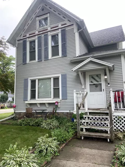 504 E Montgomery St, Sparta, WI 54656