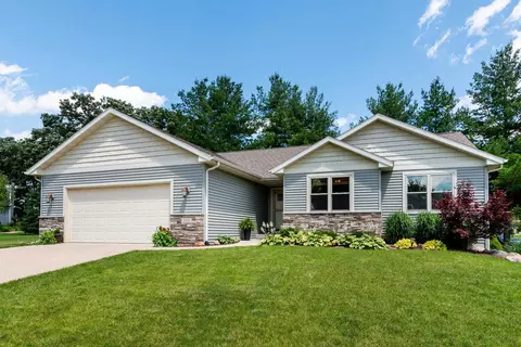 1101 Virgin Lake Dr, Stoughton, WI 53589