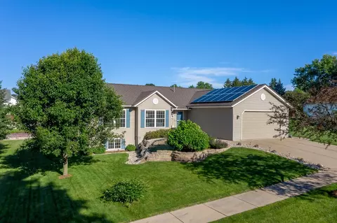 306 Krista Ct, Baraboo, WI 53913