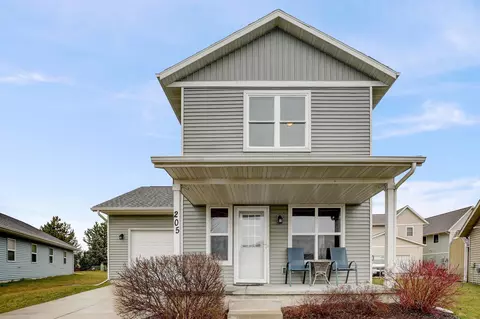 205 Prairie Clover Ct, Sun Prairie, WI 53590