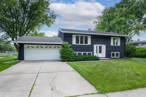 6619 Cooper Ave, Middleton, WI 53562
