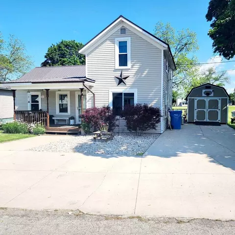 501 11th St, Brodhead, WI 53520