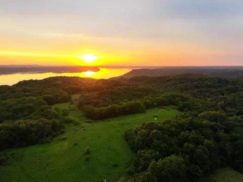 106 Acres West Ln, Cuba City, WI 53807
