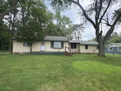 w687 North Shore Drive, Montello, WI 53949