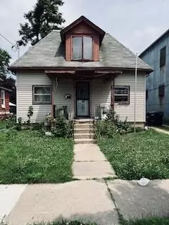 208 Riverside St, Janesville, WI 53548