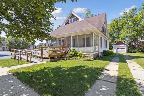 403 1st Center Ave, Brodhead, WI 53520