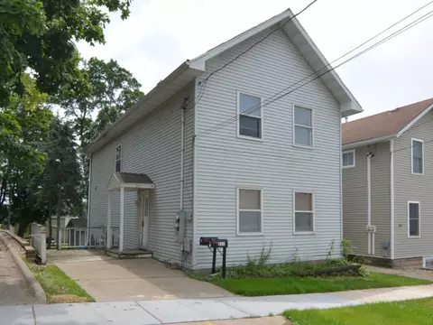 311 E Jefferson St, Stoughton, WI 53589
