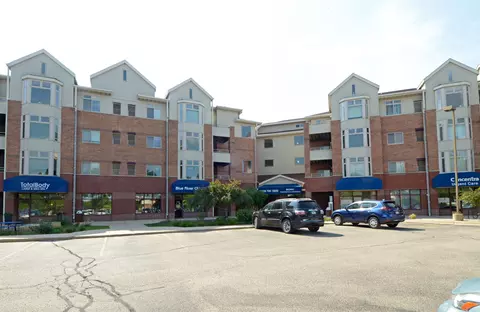 301 Harbour Town Dr #226, Madison, WI 53717