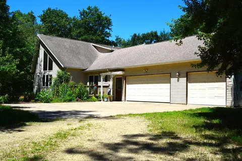 33298 Yeager Ln, Lone Rock, WI 53556