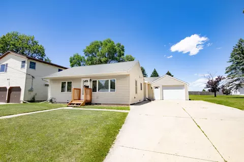 1008 W Fulton St, Edgerton, WI 53534