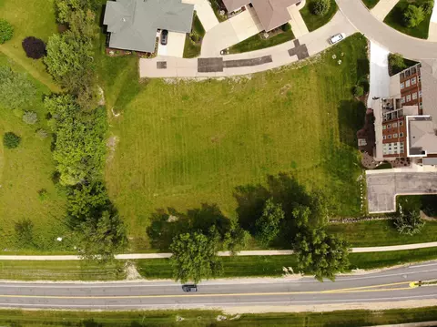 9313 Crosswinds Ln, Verona, WI 53593