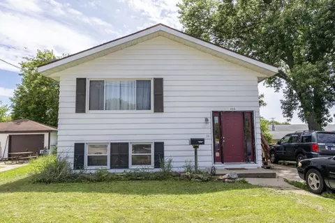 406 Stoughton Rd, Edgerton, WI 53534