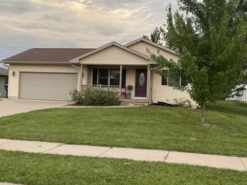 519 Mubarak St, Tomah, WI 54660
