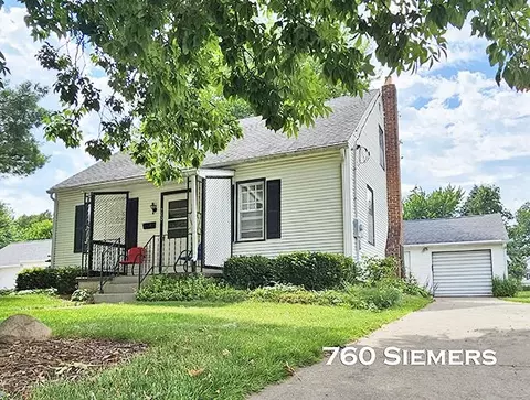 760 Siemers St, Platteville, WI 53818