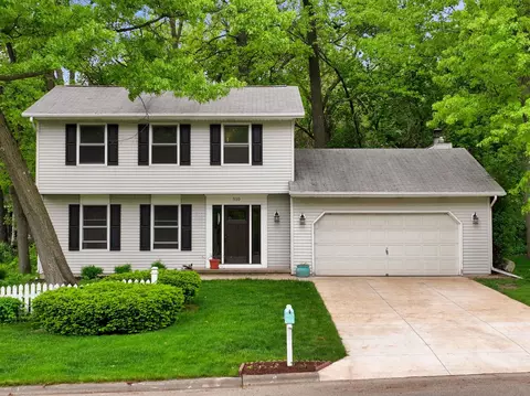 510 Glenview Dr, Madison, WI 53716