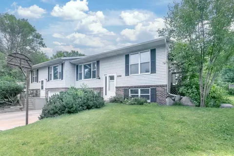 2298 S Thompson Dr, Madison, WI 53716