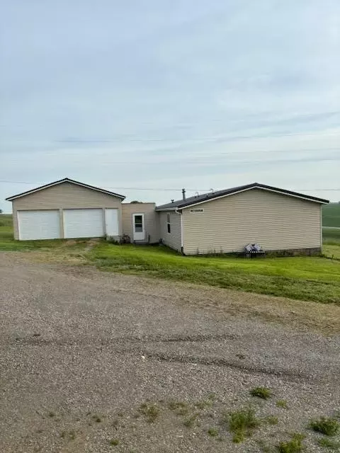 10600 Hickory Rd, Bloomington, WI 53804
