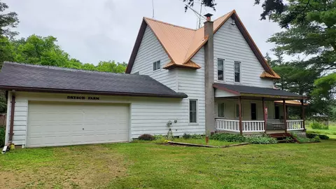 8345 W Elk Ave, Oxford, WI 53952
