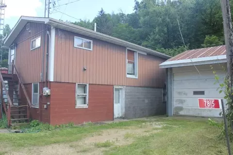 7815 County Road U, Cassville, WI 53806