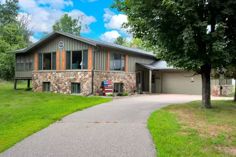 341 Spruce Trl, Nekoosa, WI 54457
