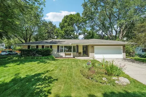 3122 Todd Dr, Madison, WI 53713